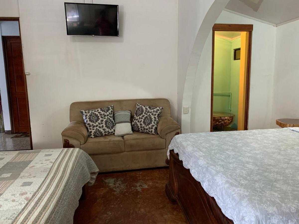 A True B&B Quepos Luaran gambar